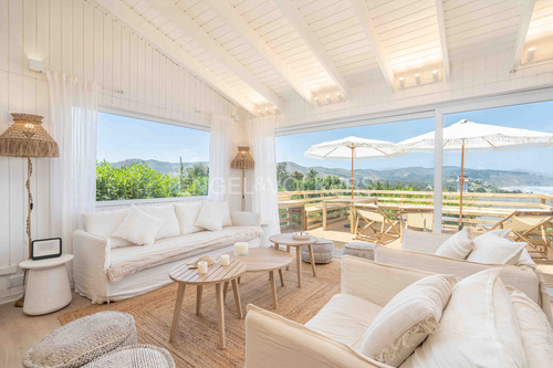 Venta Casa En Centro De Cachagua Con Vista A Mar