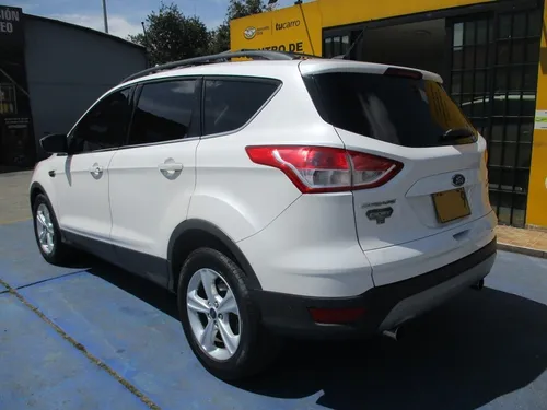 Ford Escape Se 4x4 2000cc At Aa