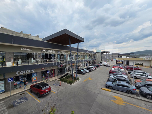Local Comercial En Renta En Epic Center Zakia, Con Medio Baño