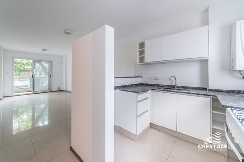 Imagen 9 de 9 de Amplio Monoambiente. Balcón Al Frente. Patio De Uso Exclusivo En Venta - Pichincha