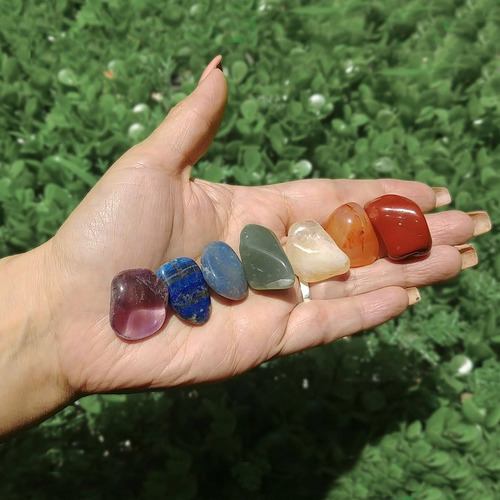 Imagen 6 de 7 de Set Piedras 7 Chakras + Cristales + Pendulo, 3 Productos Más