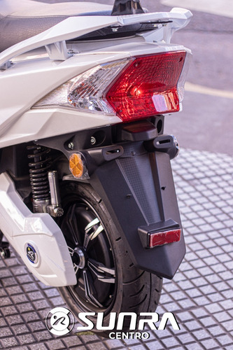 Imagen 12 de 23 de Moto Electrica Sunra Hawk / 50km / Litio Extraible / A