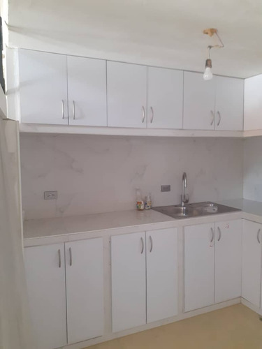 Imagen 6 de 16 de Town Houses En El Conj. Res Nueva Casarapa La Laguna Parte Baja , Guarenas