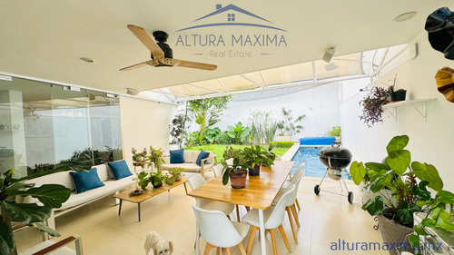 Casa En Venta Atlas Colomos Zapopan Membresía De Regalo