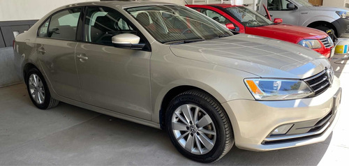 Imagen 13 de 14 de Volkswagen Jetta 2015 2.5 Comfortline Mt At