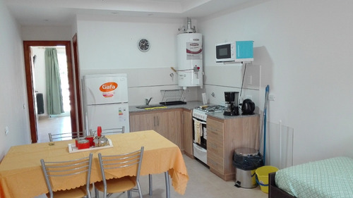 Imagen 7 de 14 de Departamento 2 Habientes 1 Baño