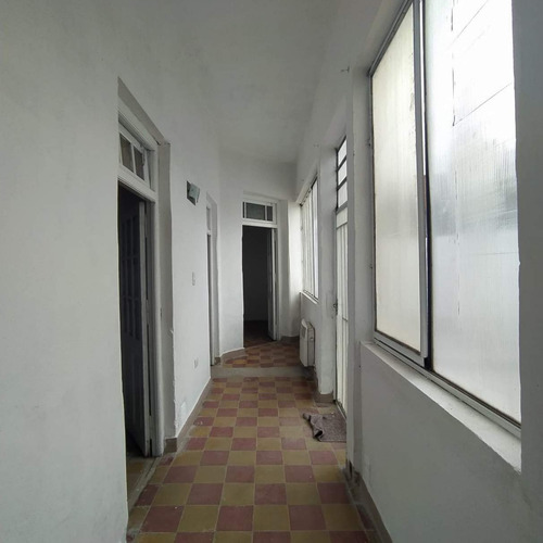 Casa En Alquiler De 2 Dormitorios En General Paz