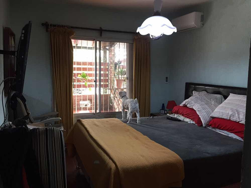 Casa Muy Linda Con 2 Aptos Alquilados! José Mármol Y Heredia