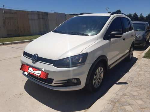 Volkswagen Suran 2017 1.6 Track