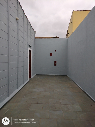 Imagem 13 de 14 de Casa Região Do Flamboyant - 3 Dormitórios E Edícula