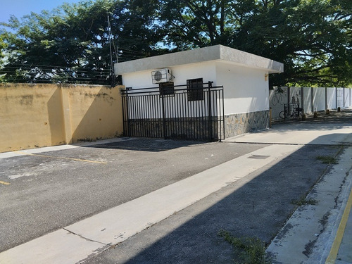 Imagen 14 de 14 de En Venta Oficina En C.c.dinastia Av. Valencia Entre Av El Cementerio Y Río Cabriales,naguanagua LG