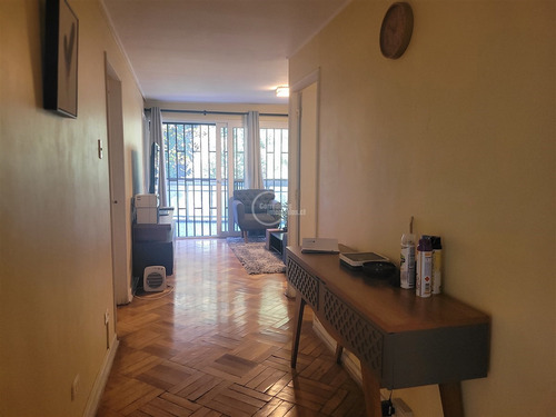 Departamento En Venta De 5 Dorm. En Santiago
