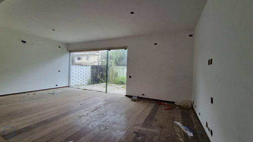 Imagem 26 de 30 de Sobrado Com 4 Dorms Boqueirão , Aqueles Que Nao Se Vê Mais ... - V15344
