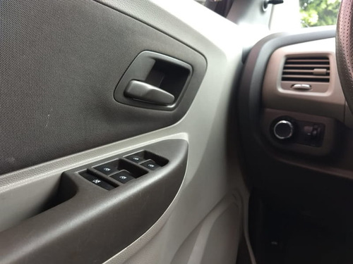 Chevrolet Spin Lt 1.8 8v Econo.flex 5p Aut.