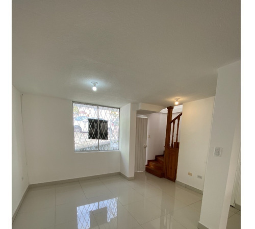 Imagen 5 de 20 de Casa En Venta Sector Puente 2 Via Los Chillos En Conjunto