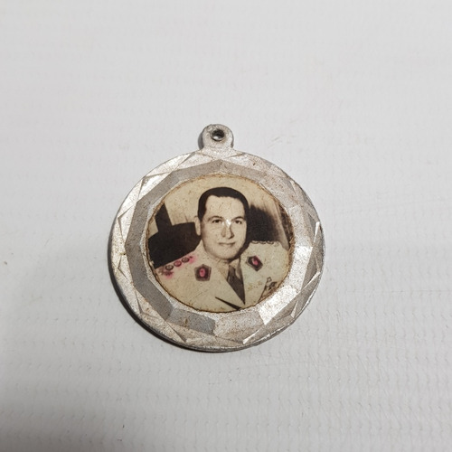 Antigua Medalla Gral Perón Con Foto Mag 60815
