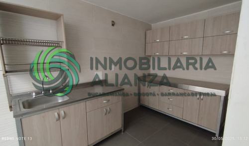 Casa En Arriendo En Cabecera Del Llano. Cod A16991