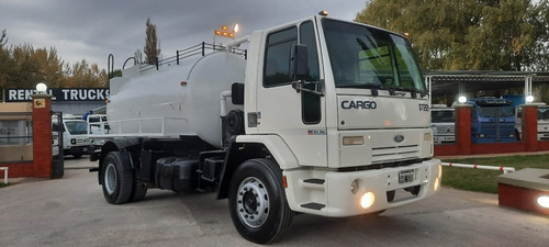 Ford 1722 2008 Cummings Atmosférico 9000 Litros Rentaltrucks