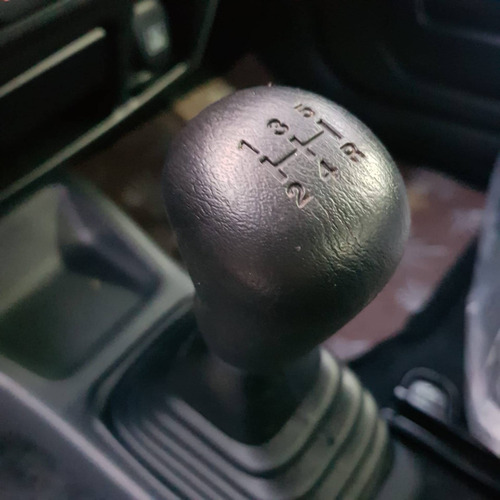 Imagem 9 de 13 de Suzuki Jimny 1.3 4all 4x4 16v Gasolina 2p Manual