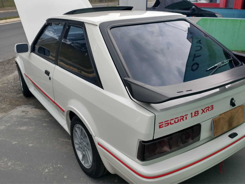 Imagem 7 de 16 de Ford Escort Xr3