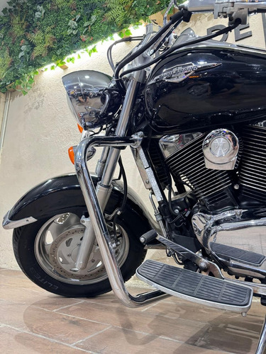 Poderosa Suzuki Boulevard C90, Para Todo Tipo De Viajes