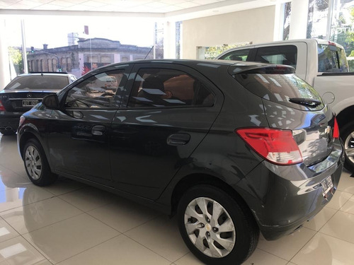 Chevrolet Onix Lt 5p 2015 103.000 Km. Gris Oscuro