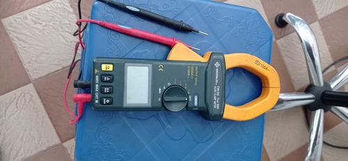 Imagen 4 de 4 de Pinza Amperimétrica Greenlee Cmi-200