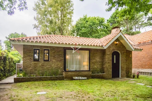 En Venta Casa En San Rafael, Punta Del Este De 3 Dormitorios.