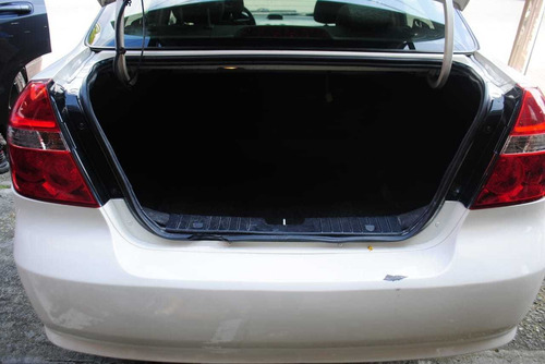 Chevrolet Aveo Emotion 1.6
