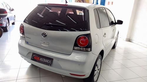 Volkswagen Polo Hatch 1.6 Único Dono 2014 Prata