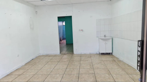 Local Comercial Ideal Para Diversos Rubros En San Miguel
