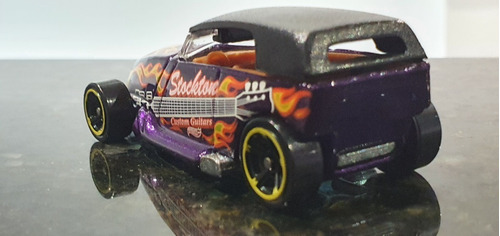 Imagem 3 de 6 de Hot Wheels Phaeton