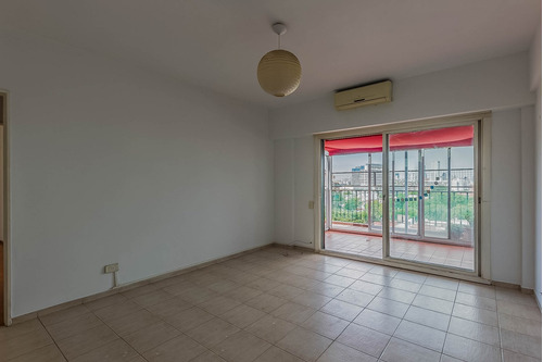 Departamento 3 Amb. Balcón Terraza, Cochera Y Baulera Colegiales