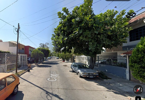Casa Ubicada En Colonia Monumental, Guadalajara Jalisco, Con 3 Recamaras Y 166m2. A Solo Unos Minutos De El Estadio, Jalisco.