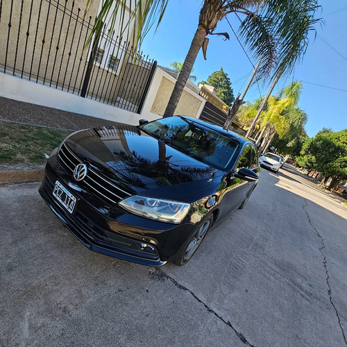 Volkswagen Vento 2.5 Luxury 170cv Tiptronic