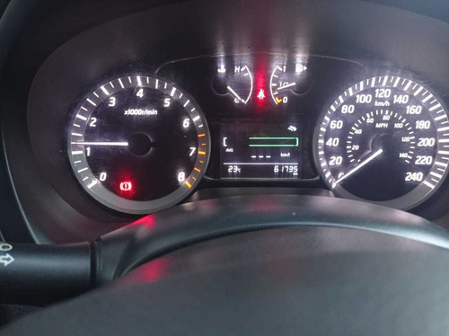 Nissan Sentra Advance Pure Drive Caja Manual De 6ta Año 2016