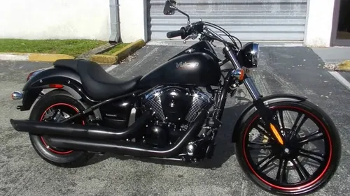 Kawasaki Vulcan 900 Custom