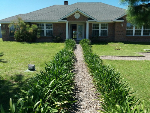 Imagen 1 de 28 de Espectacular Casa En Viñedos De La Tahona 3 Dorm Y Servicio