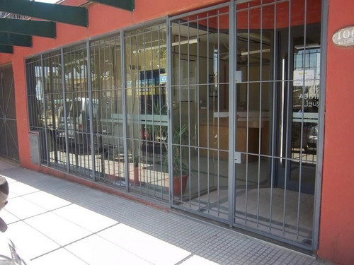 Imagen 2 de 11 de Venta De Local Comercial En Monte Grande
