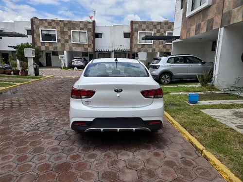 Kia Rio 1.6 Lx Sedan Mt