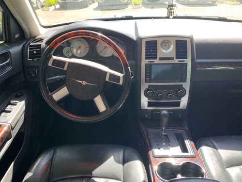 Imagem 9 de 15 de Chrysler 300c 3.5 V6