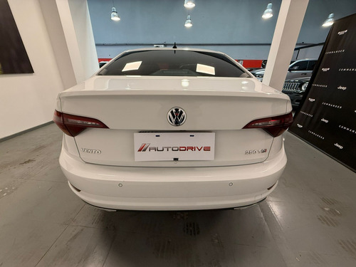 Volkswagen Vento 1.4 Highline 150cv At