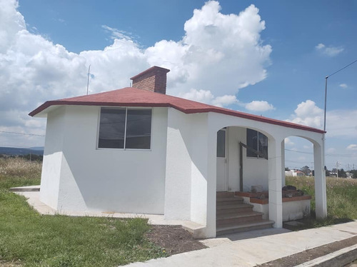 Imagen 1 de 11 de Casa En Venta En Santiago Tulantepec