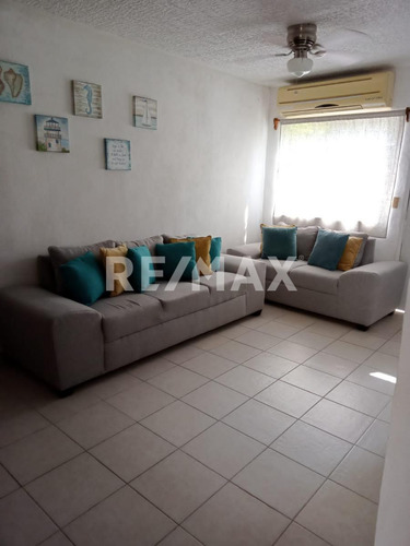 Casa En Renta En Ixtapa, Zihuatanejo