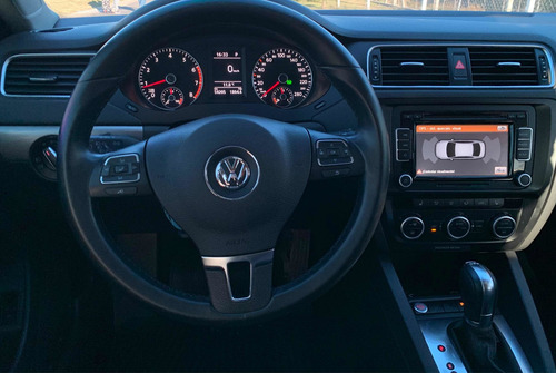 Imagen 9 de 15 de Volkswagen Vento 2014 2.0 Sportline Tsi 200cv Bi-xenon Dsg