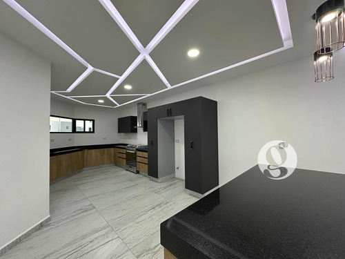 Casa En Venta En Residencial Dolores Pachuca Hidalgo 4 Recamaras