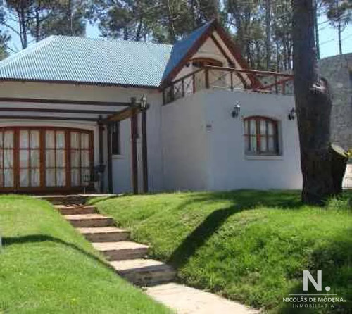 Casa En Montoya, 3 Dormitorios *
