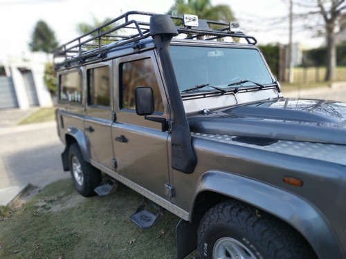 Imagen 4 de 10 de Land Rover Defender 2.4 Sw 110 S 2008