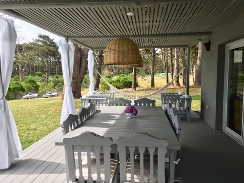 Casa De 5 Dormitorios En Pinar Del Faro, José Ignacio- Ref: 2650