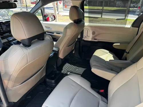 Toyota Sienna 3.5 Xle Piel At